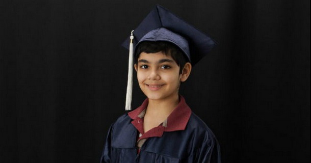 Tanishq Abraham sa jedanaest godina diplomirao na fakultetu