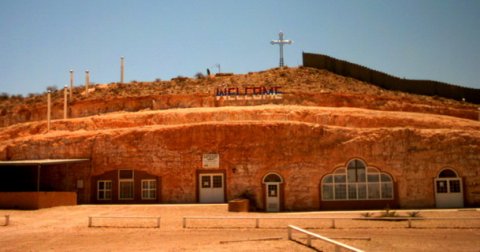 Coober Pedy - živi grad pod zemljom