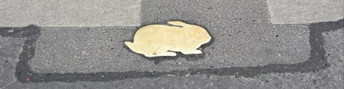 Bakarni zečevi u asfaltu, memoari Berlinskog zida