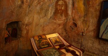 Dajbabe, jedinstven pravoslavni manastir sakriven u pećini 