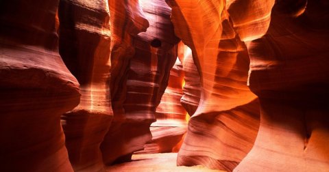 Kanjon Antilopa (Antelope Canyon)